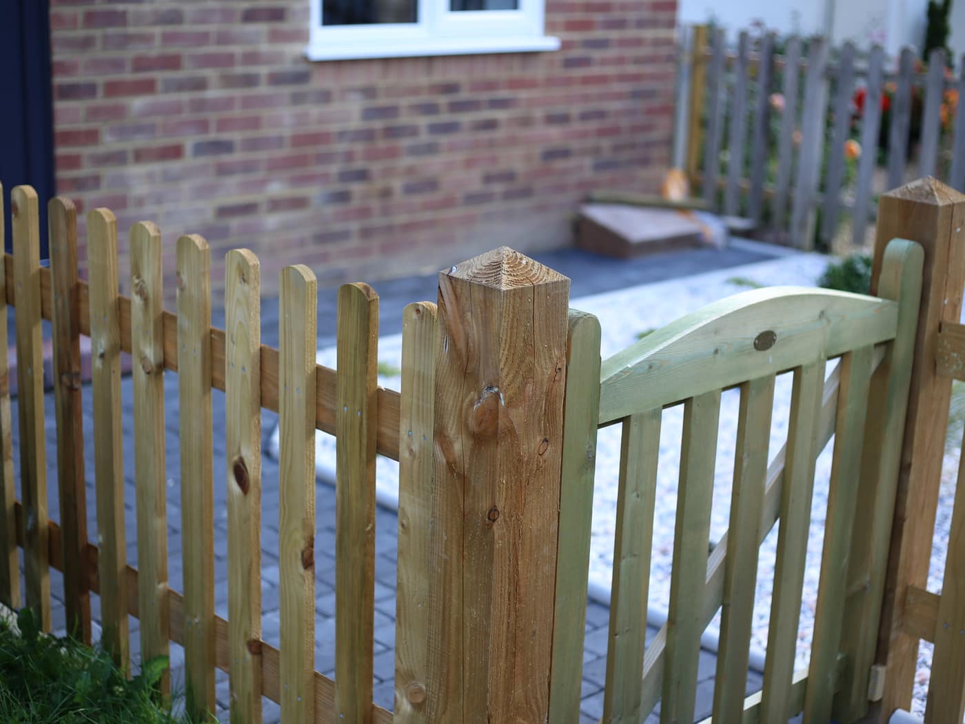 Picket fence front garden